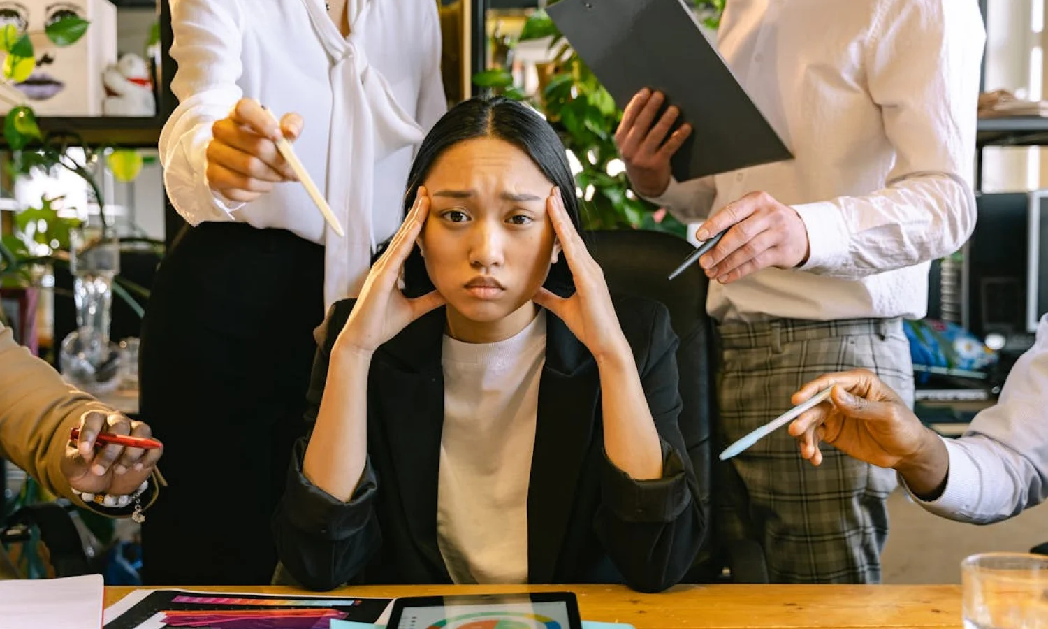 Why B2B Content Is Failing in 2025 (And What High-Performing Teams Are Doing Differently)